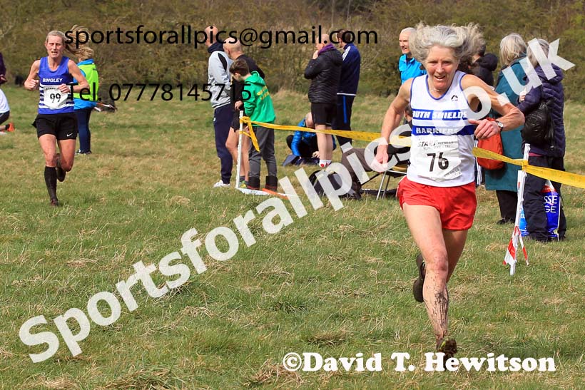 Womens and Mens 65+ in the 2023 BMAF Cross Country Champs., Wallsend. Photo: David T. Hewitson/Sports for All Pics